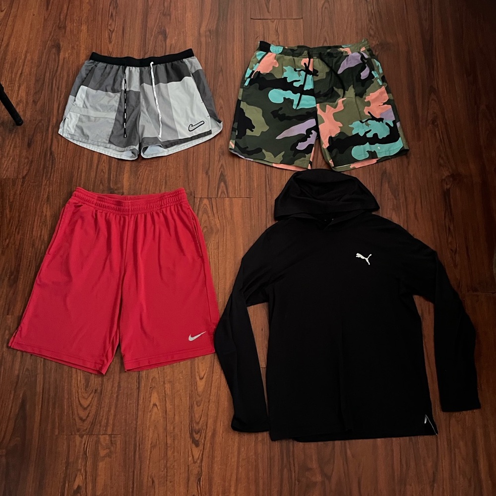 Men’s Nike Running Gear Size M